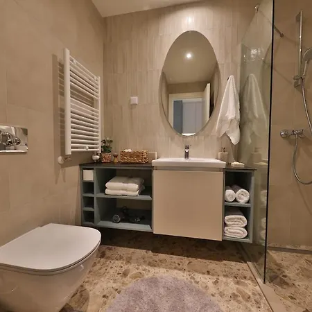 Zigzag Waterfront Scala 아파트 *