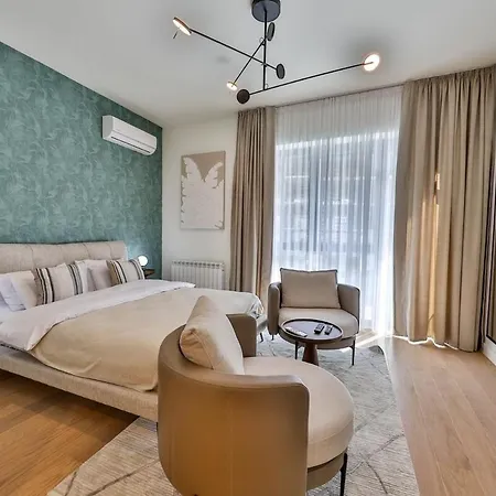 Zigzag Waterfront Scala Apartment