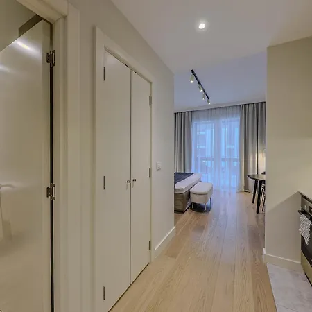 Zigzag Waterfront Scala * Bělehrad